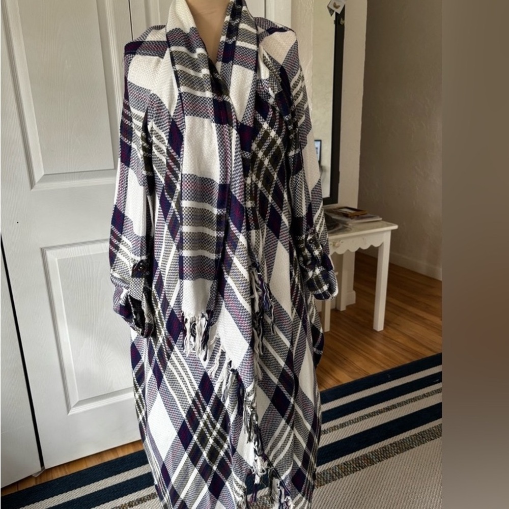 Plaid Fringe Shawl in Purple and White
